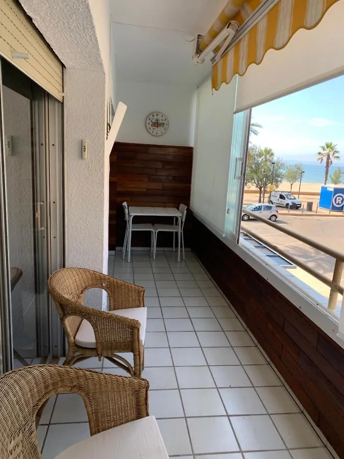 Roses Holiday Center Apartment