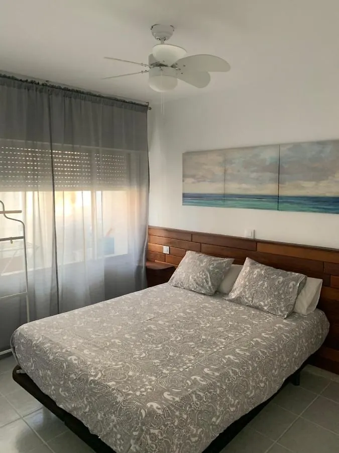 Roses Holiday Center Apartment